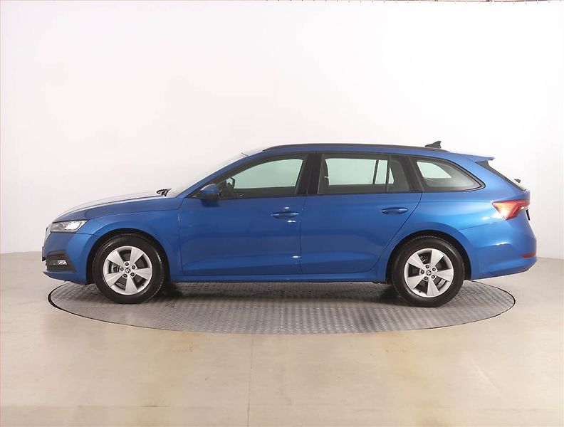 Škoda Octavia (2021) 2.0 TDI, Automat, Serv.kniha - fotka 3 z 22