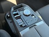 BMW iX xDrive45 - náhled 8