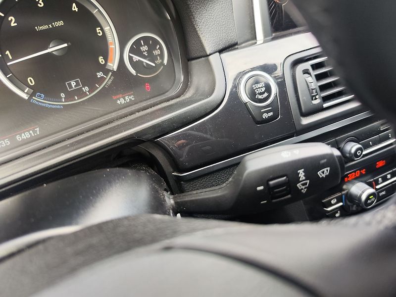 BMW Řada 5 520d/140kW xDrive 8AT - fotka 28 z 32