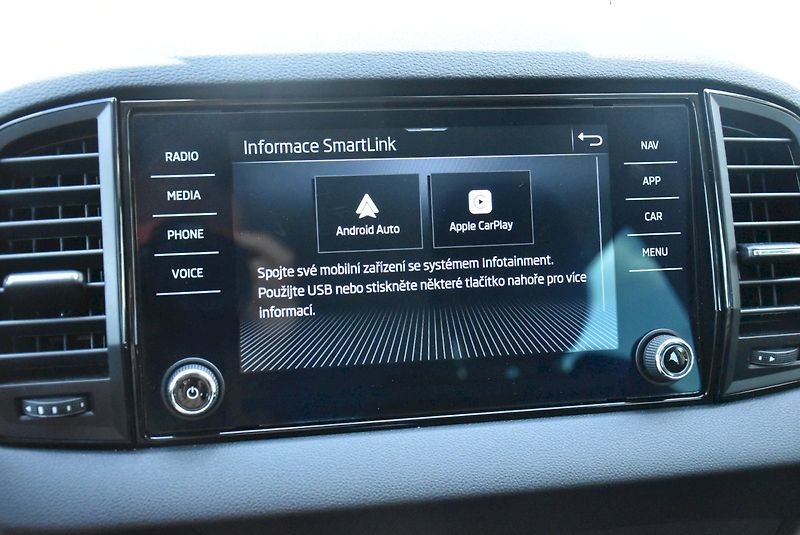 Škoda Karoq (2024) Selection 1.5 TSI 110kW - fotka 18 z 34