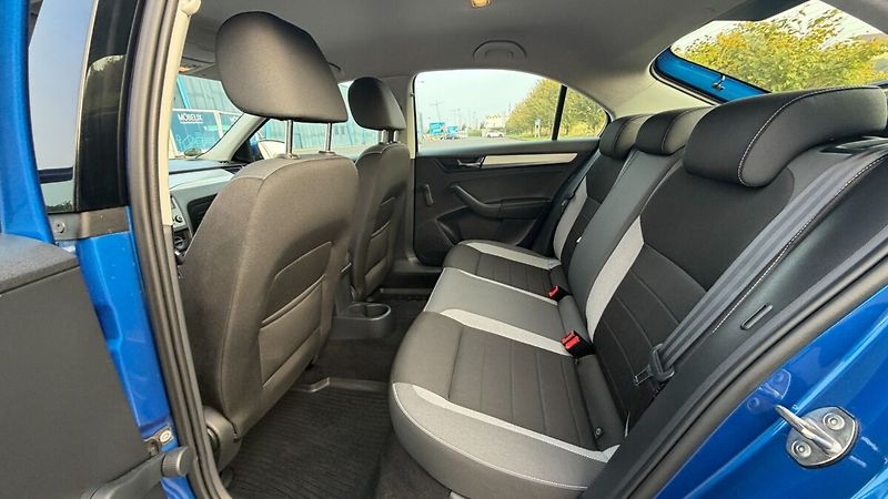Škoda Rapid 1.0 TSI 81kW Ambition + - fotka 14 z 21