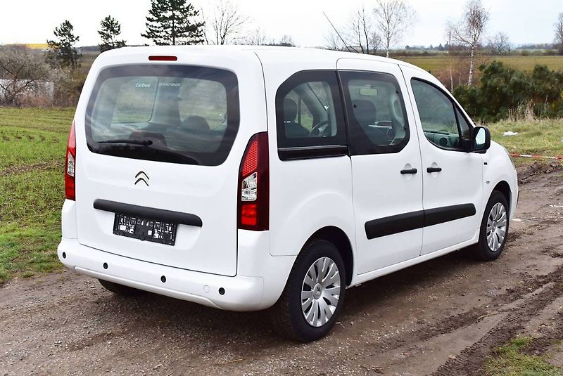 Citroën Berlingo 1,6 HDi MULTISPACE,1.M,SUPER - fotka 4 z 15
