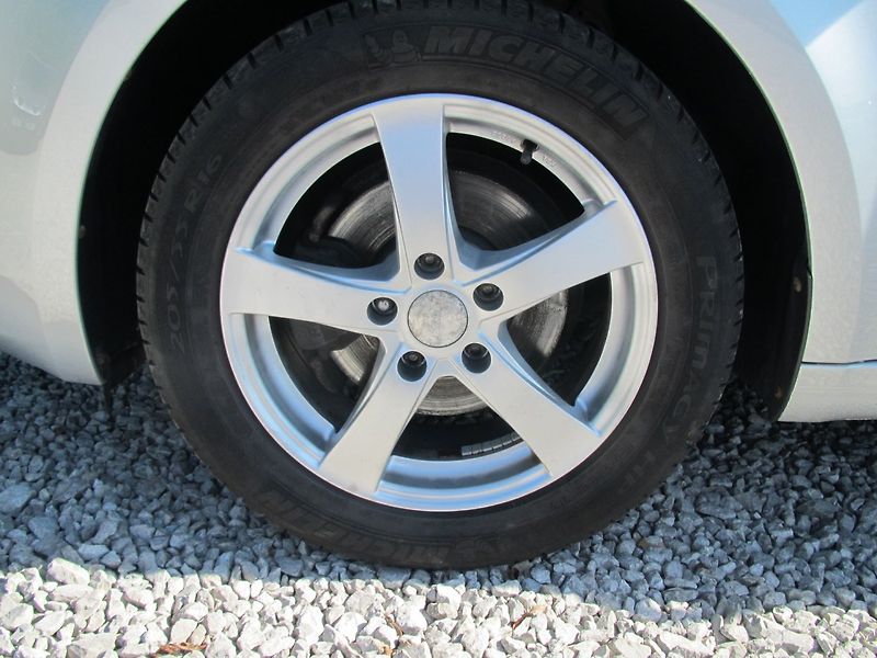 Škoda Octavia 1.2 TSI - fotka 16 z 17