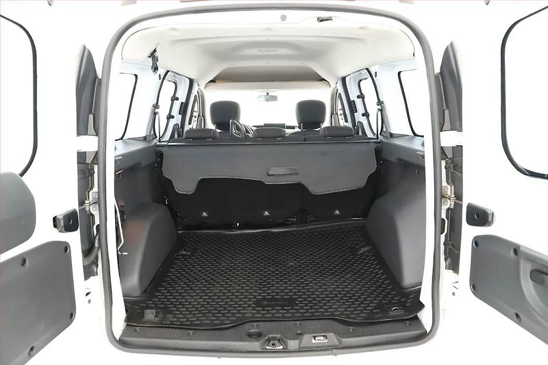 Dacia Dokker (2018) Arctica 1.6 SCe, 5Míst, ČR - fotka 11 z 11