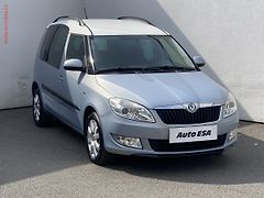 Škoda Roomster (2011) 1.2 TSi, ČR, Ambition, park. - fotografie inzerátu