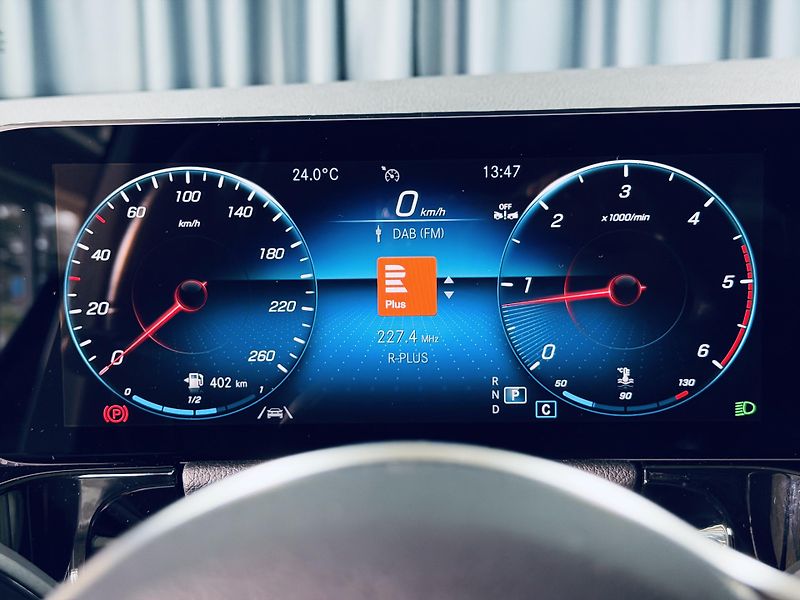 Mercedes-Benz GLA (2023) 180d*CZ*DPH*LED* - fotka 22 z 35