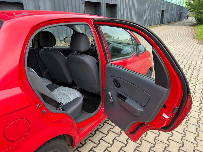 Chevrolet Spark 0,8i / klima / - fotka 12 z 19
