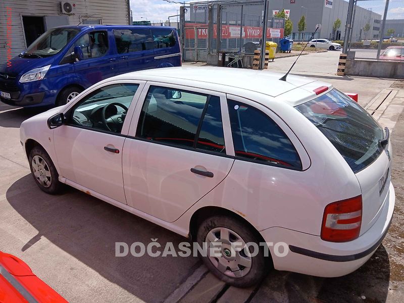 Škoda Fabia (2006) 1.4 - fotka 2 z 3