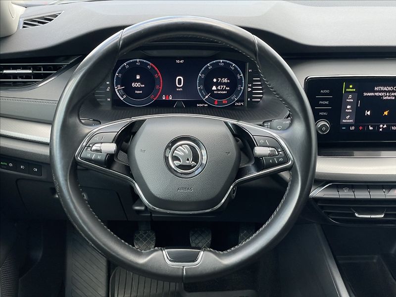 Škoda Octavia 2,0 TDI Combi Ambition Plus - fotka 8 z 23