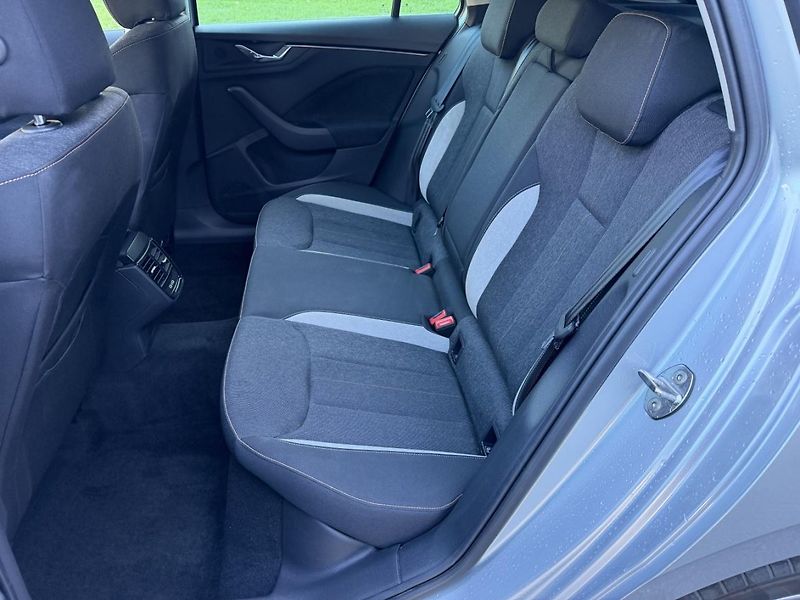 Škoda Scala (2025) 1.0TSi 85 Top Selection - fotka 16 z 16