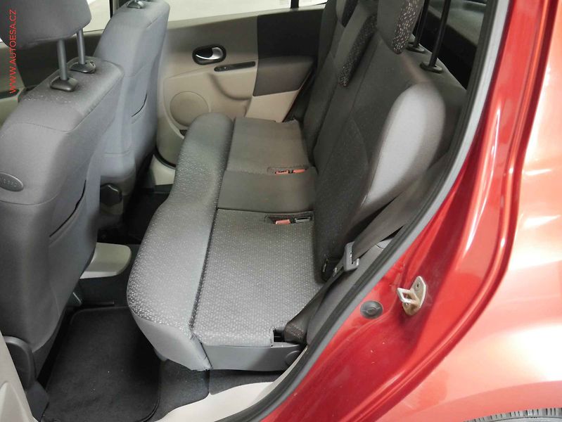 Renault Modus (2005) 1.6i, AC - fotka 10 z 19