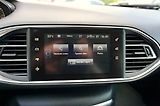 Peugeot 308 (2016) 308 ACTIVE 1,2 PT 81 kW - náhled 40