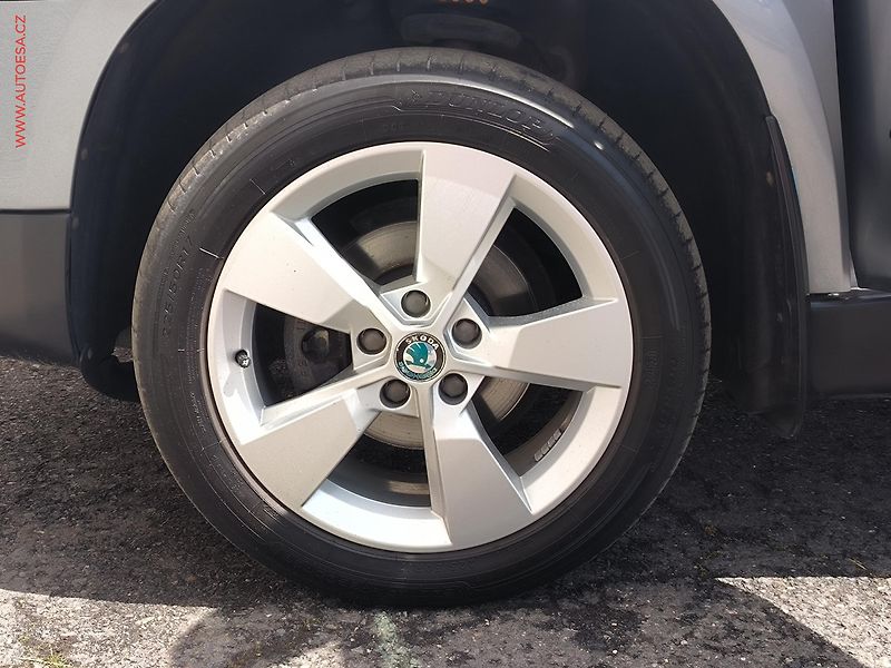 Škoda Yeti (2013) 2.0 TDi 4x4, ČR, Ambition - fotka 17 z 18