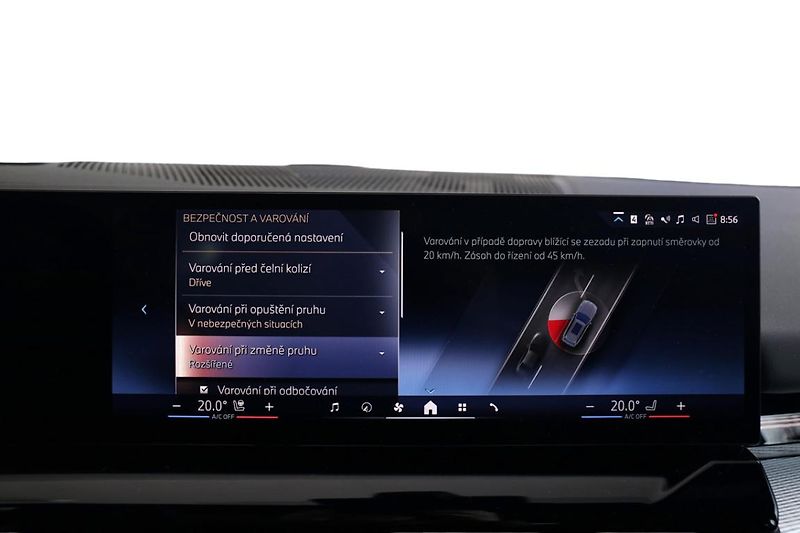 BMW Řada 5 530e xDrive Touring - fotka 15 z 31