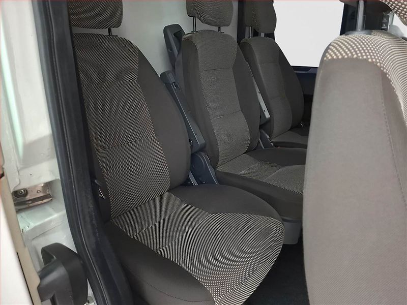 Citroën Jumper (2016) 2.0 BlueHDi, Bus, 9Míst, ČR - fotka 16 z 20