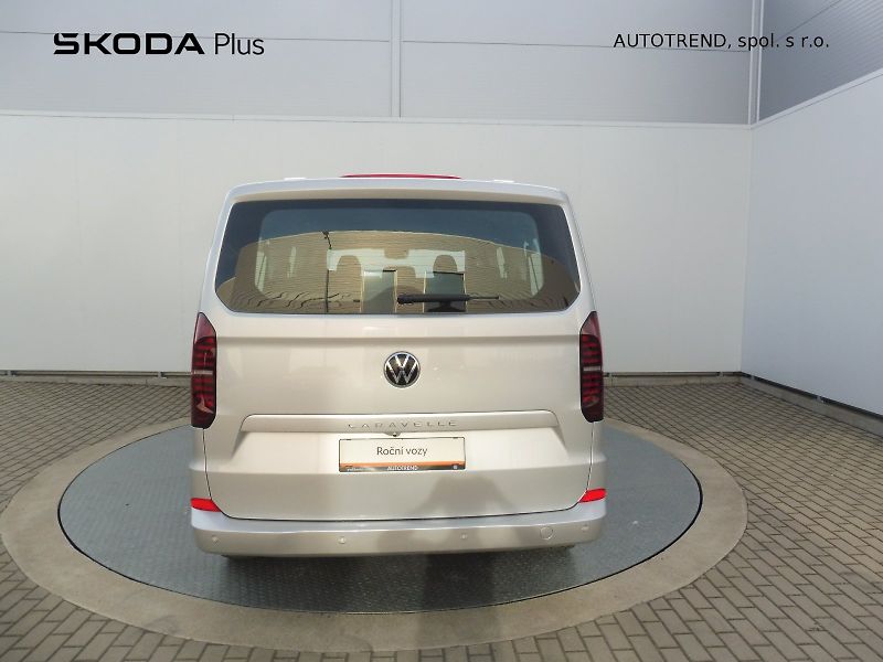Volkswagen Caravelle (2025) Life DR 2,0 TDI 110kW 8AT - fotka 26 z 29