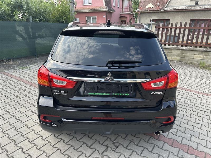 Mitsubishi ASX 1,6 EDITION 100+ TOP - fotka 4 z 27