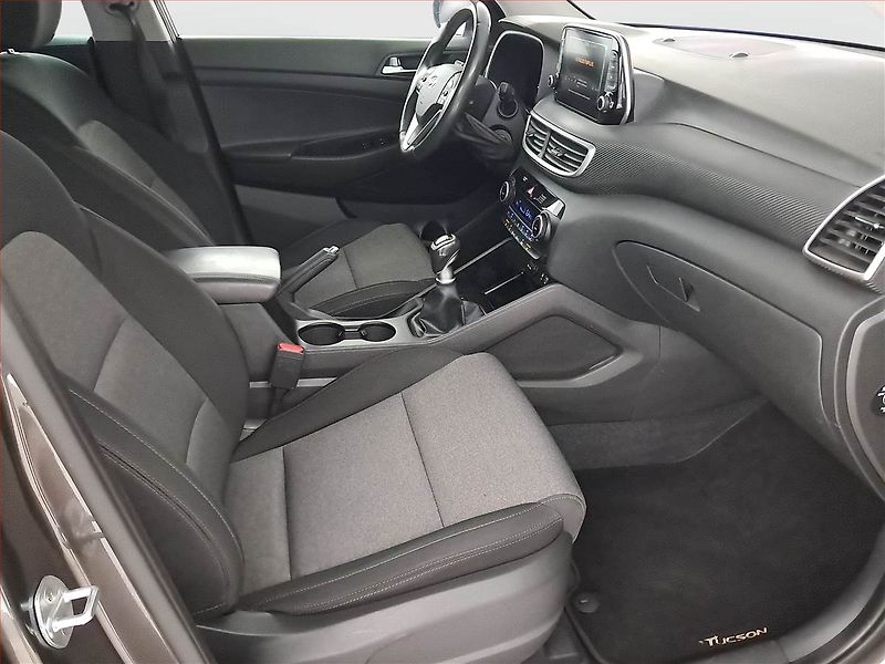 Hyundai Tucson (2019) 1.6 T-GDI, Tempomat - fotka 9 z 20