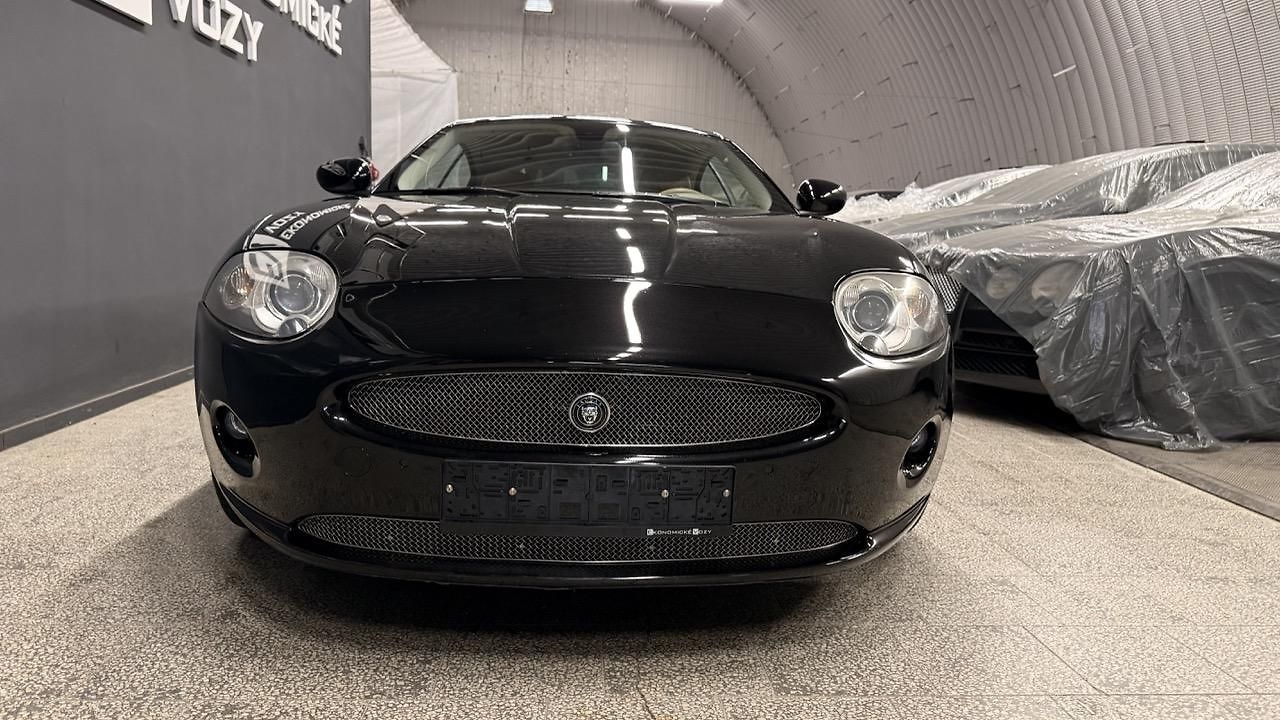Jaguar XK V8 3.5i, KŮŽE.AT, 