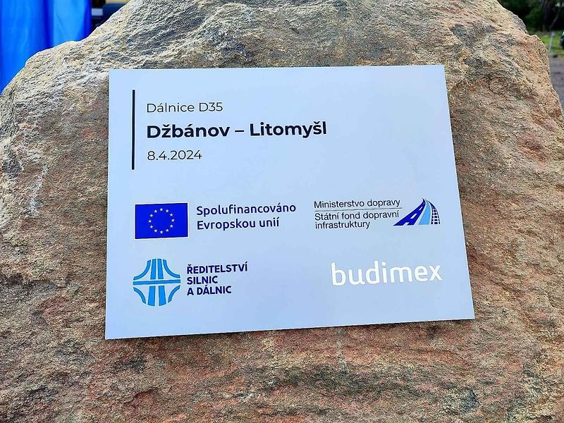 Kontrolní den na stavbě dálnice D35 u Vysokého Mýta.