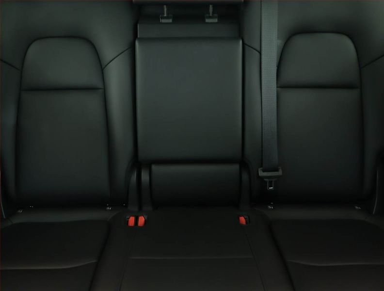 Tesla Model Y (2022) Long Range AWD 79kWh, SoH 91% - fotka 10 z 22