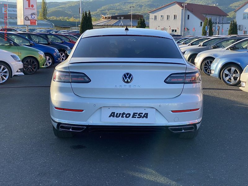 Volkswagen Arteon (2022) 2.0 TSi, ČR, R-Line, DSG - fotka 5 z 16