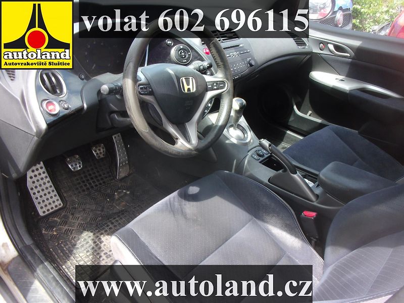Honda Civic (2006) VOLAT 602 696115 - fotka 6 z 8