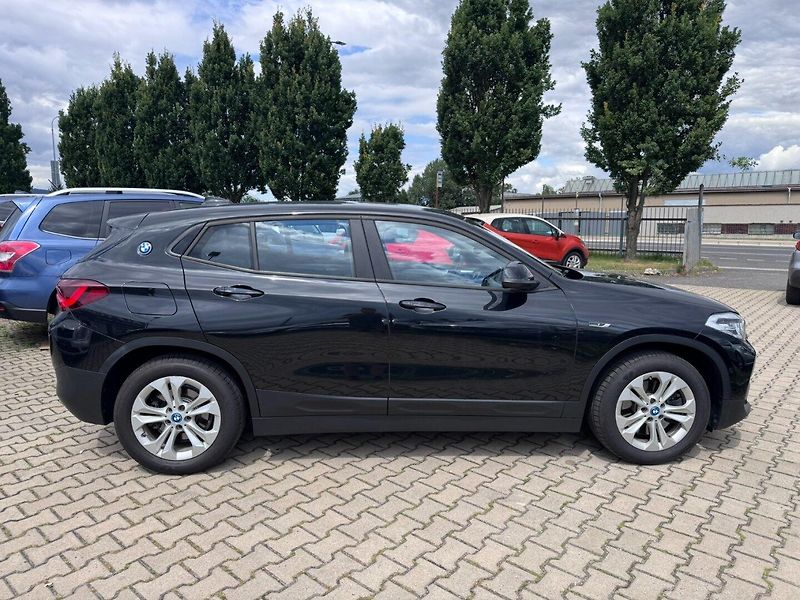 BMW X2 (2022) 4X4 25E 1,5i 162KW ZÁRUKA DPH - fotka 7 z 50