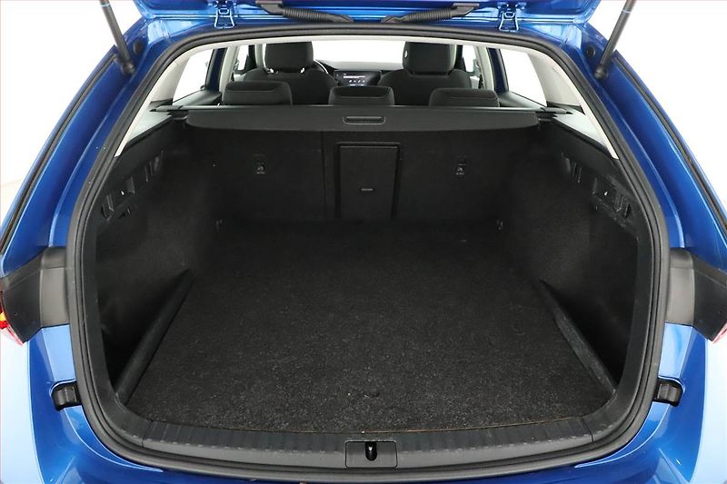 Škoda Octavia (2022) Style 1.4 TSI iV - fotka 19 z 20