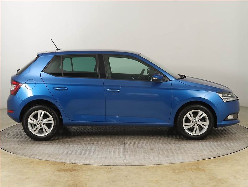 Škoda Fabia (2020) Style Plus 1.0 TSI, Serv.kniha - fotka 6 z 22