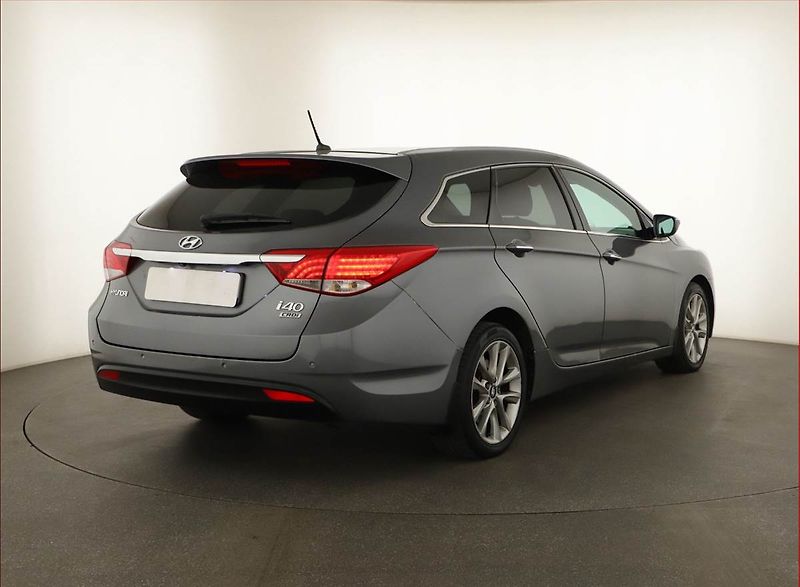 Hyundai i40 (2014) 1.7 CRDi, Automat, Tempomat - fotka 5 z 15