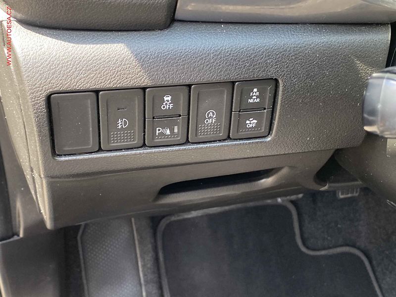 Suzuki Vitara (2018) 1.6VVT Elegance, ČR - fotka 14 z 20