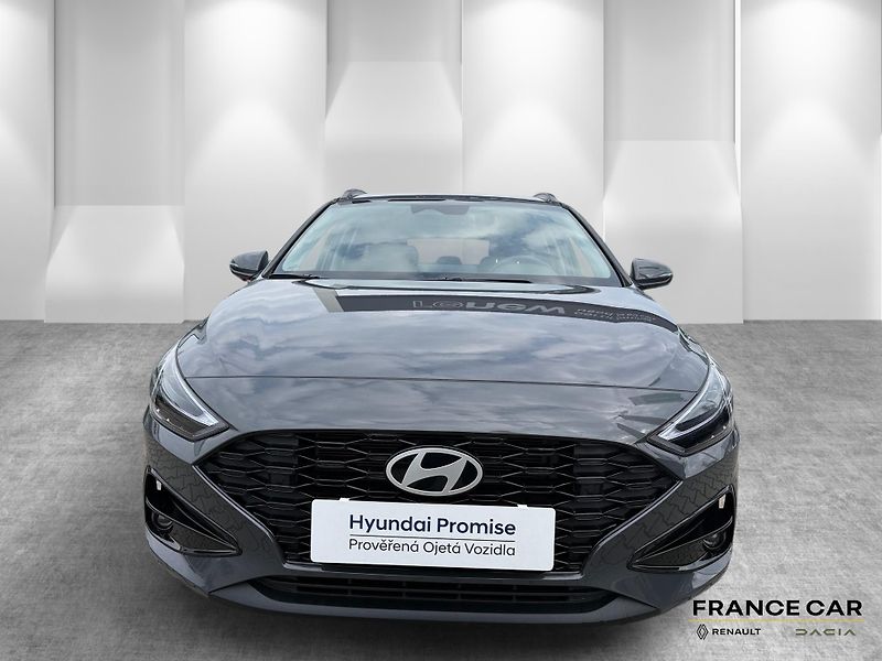 Hyundai i30 (2025) 1,5 T-GDi 103 kW STYLE - fotka 2 z 24