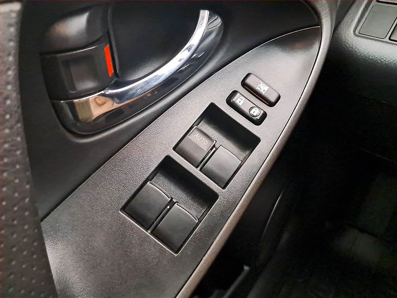 Toyota RAV4 (2012) 2.0 VVT-i, 4X4, Serv.kniha - fotka 18 z 20