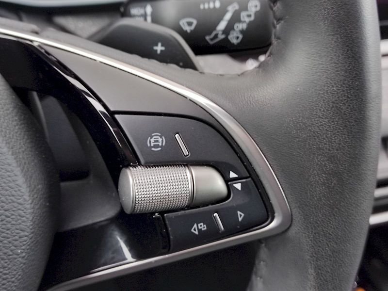 Škoda Octavia (2024) Top Selection 1,5 Tsi 110 Kw D - fotka 29 z 36