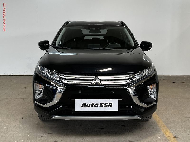 Mitsubishi Eclipse Cross (2018) 1.5 T-MIVEC, Intense - fotka 2 z 17