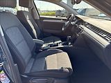 Volkswagen Passat 1,5 TSI Business AUT 110kW DPH - náhled 17