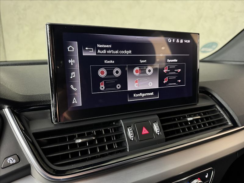 Audi Q5 2,0 TDi  Quattro S-Line Assist - fotka 41 z 50