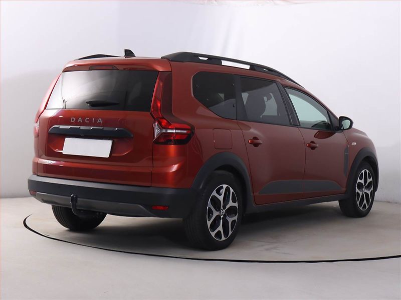Dacia Jogger (2023) Comfort 1.0 TCe LPG, LPG - fotka 5 z 20