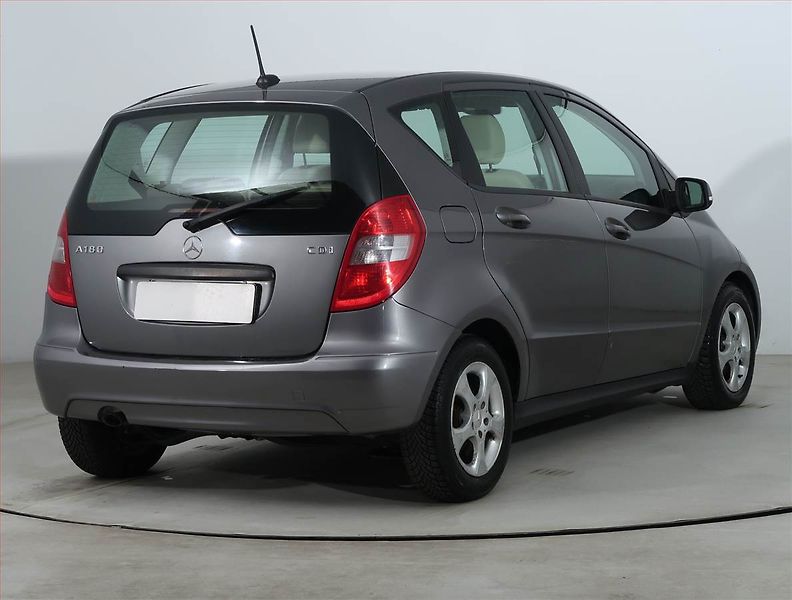 Mercedes-Benz Třídy A (2008) A 180 CDI , nová STK - fotka 5 z 17
