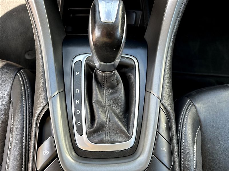 Ford Mondeo 2,0 TDCi Navi Kamera Kůže LED - fotka 34 z 40