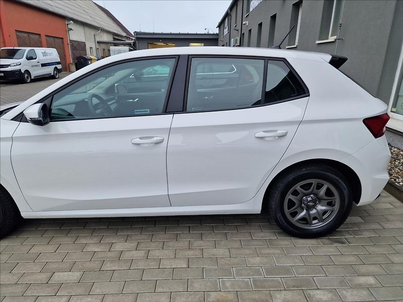Škoda Fabia 1.0TSI Ambition,ČR,1.Majitel - fotka 45 z 50