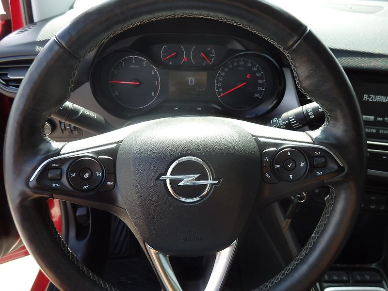Opel Crossland X 1.2i KLIMA, NAJETO 36094 KM  - fotka 12 z 21