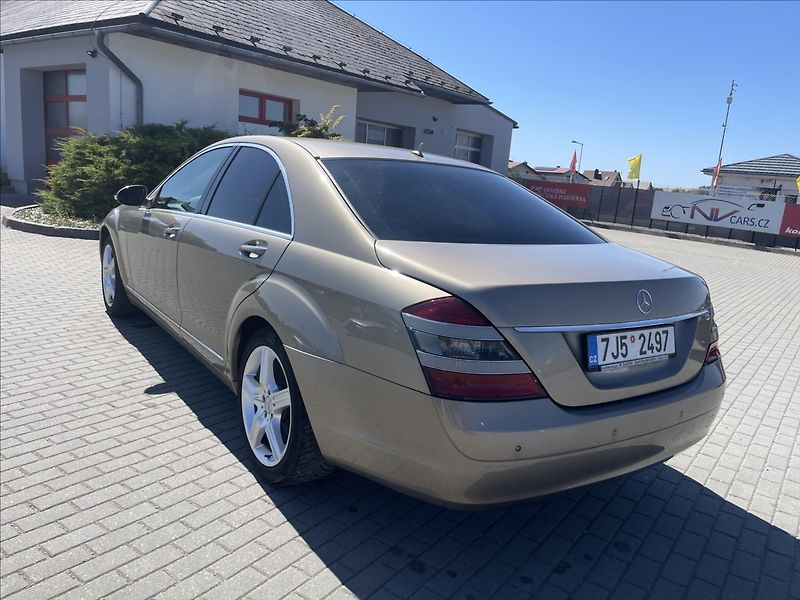 Mercedes-Benz Třídy S 3,0 320CDi 155kw nutný servis - fotka 3 z 32