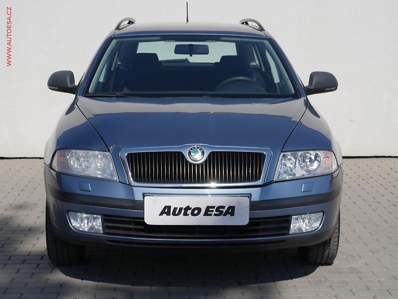 Škoda Octavia (2012) 1.6 MPi, ČR, Active, TZ - fotka 2 z 14