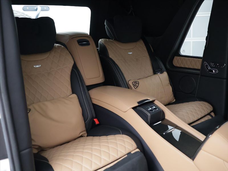 Mercedes-Benz Třídy G 6,0 650 Maybach Landaulet AMG - fotka 24 z 97