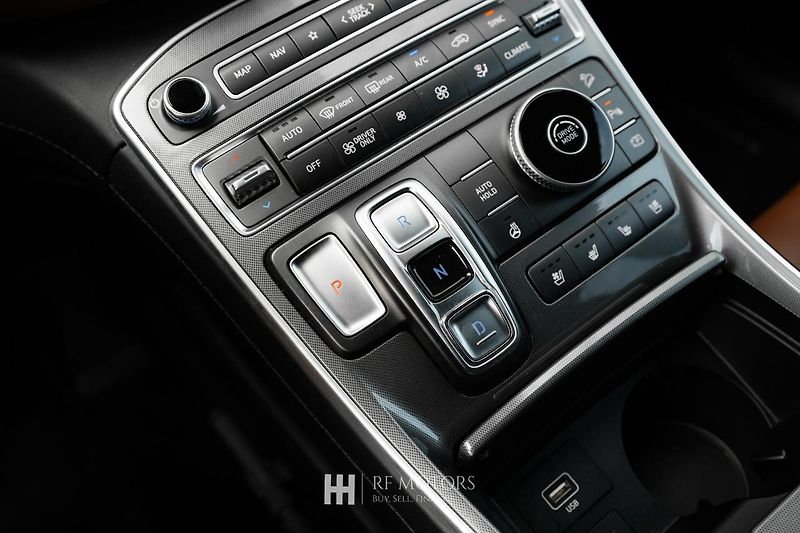 Hyundai Santa Fe (2023) - fotka 46 z 49