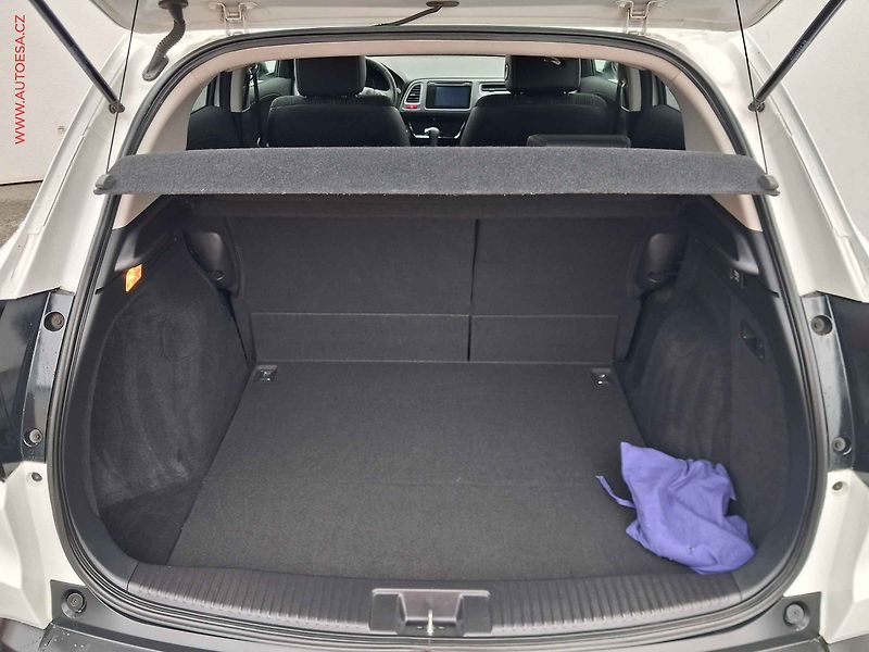Honda HR-V (2016) 1.5 i- VTEC, Executive, AT - fotka 7 z 18