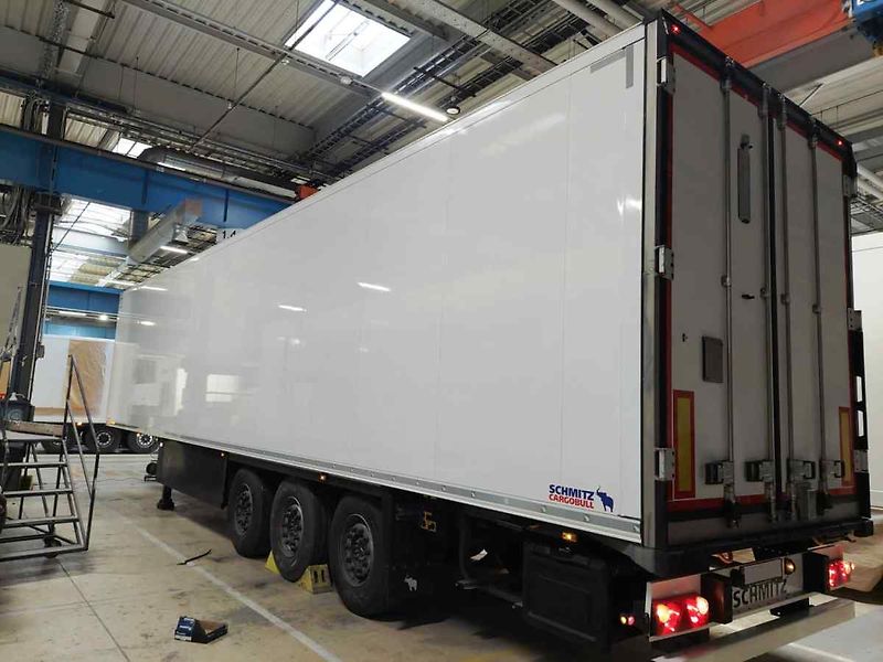 Schmitz Ostatní SKO 24 Carrier Vector 1550 dvo - fotka 2 z 27