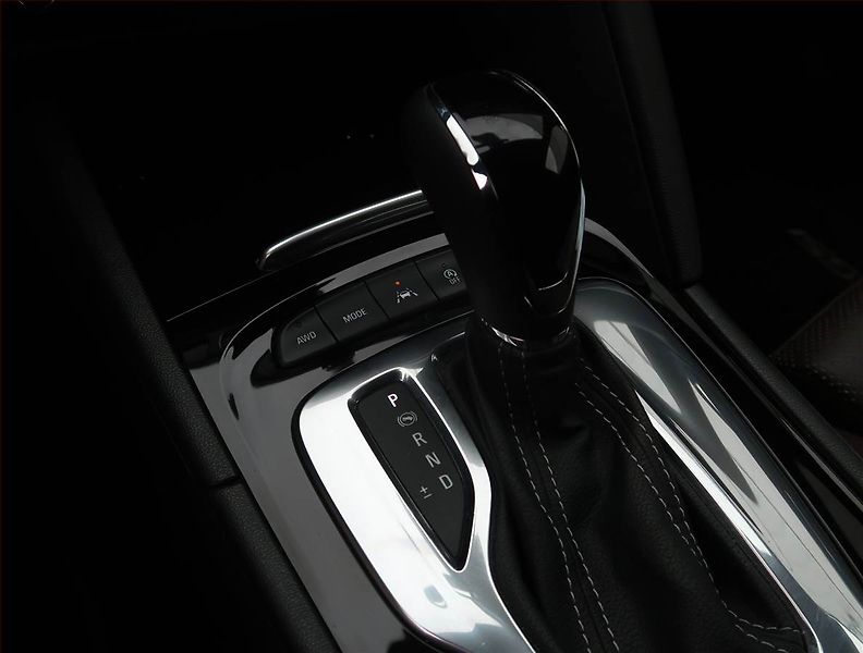 Opel Insignia (2021) 2.0 Turbo GSi, 4x4,Automat - fotka 12 z 27